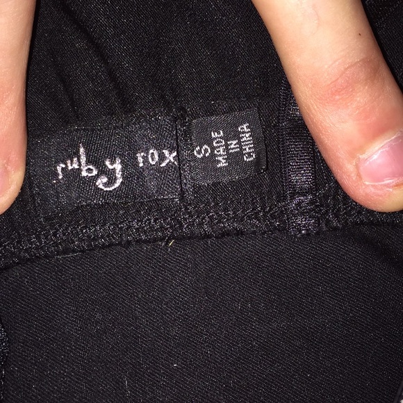 LBD - Picture 4 of 4